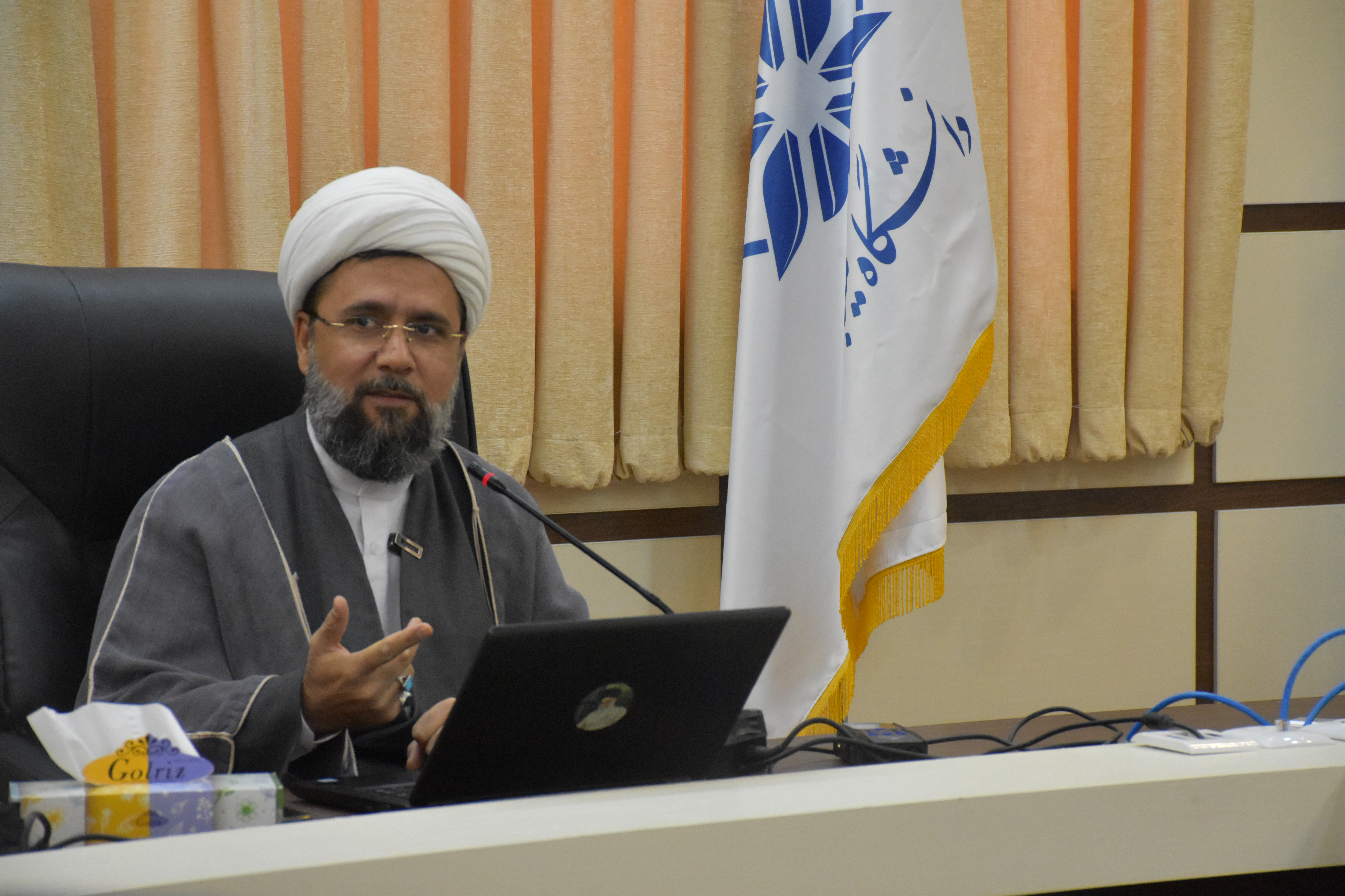 رسالت اصلی دین اصلاح نگرش نسبت به وقایع است