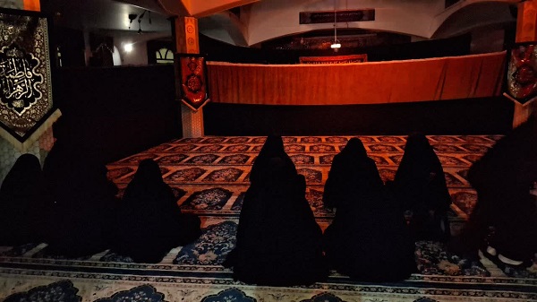 مراسم هفتگی توسل به ساحت اهل بیت(ع)